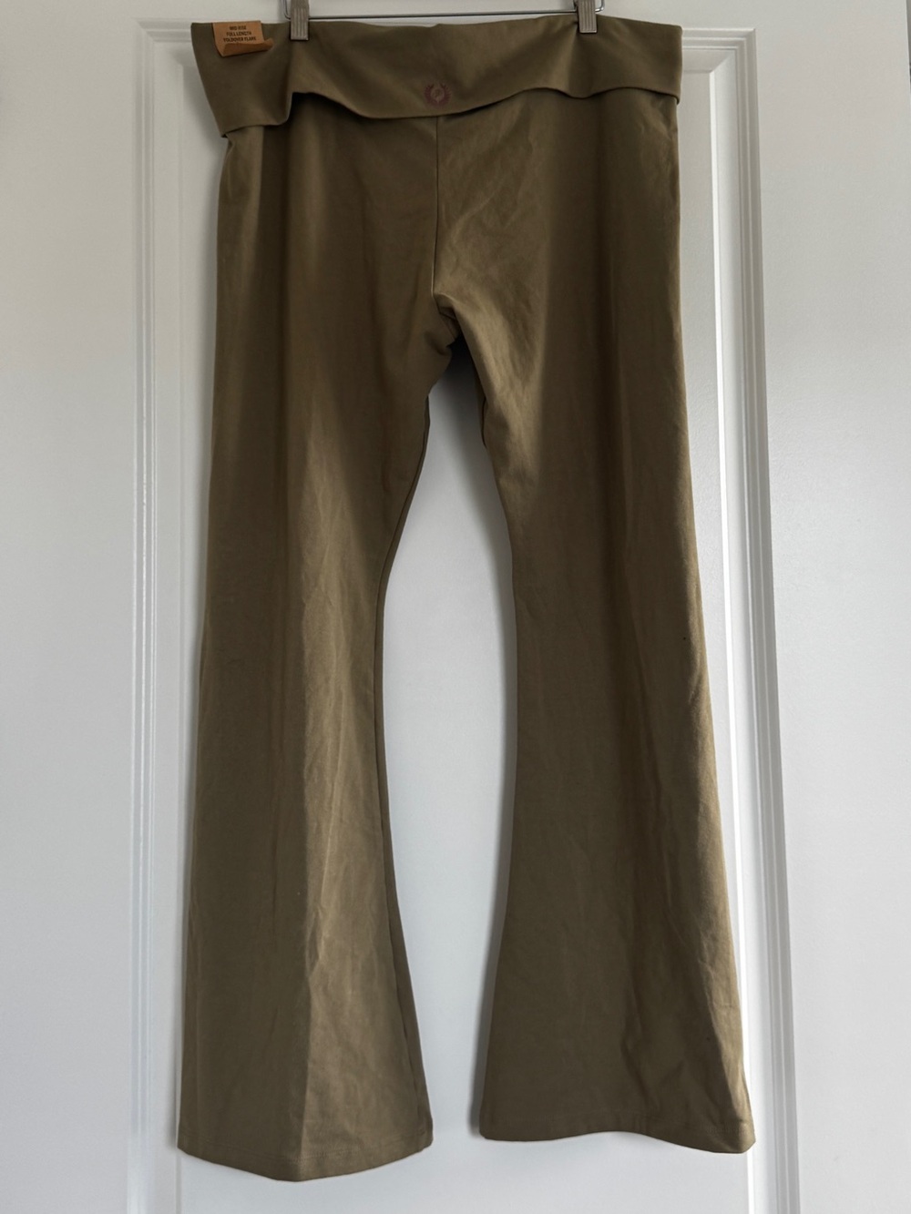 NWT V.S. PINK Olive Green Mid Rise Full Length Foldover Flare Leggings XXL